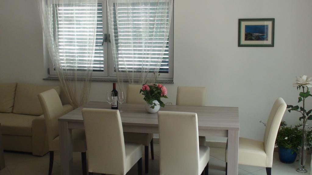 Apartments Eva مالينسكا الغرفة الصورة